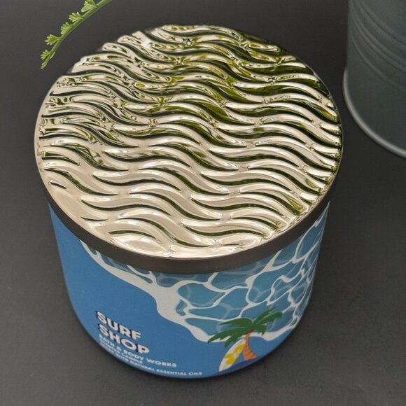 BBW Surf Shop Bath & Body Works 3 Wick Candle - Picture 4 of 10
